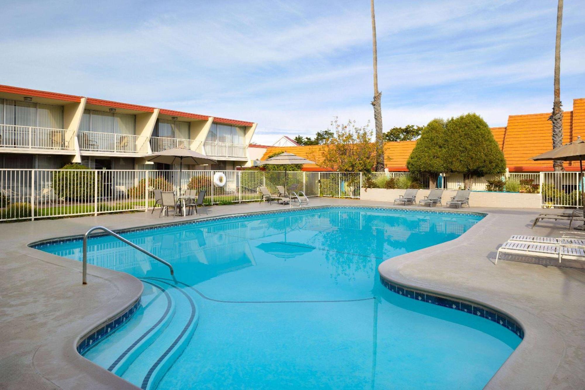 Travelodge By Wyndham Monterey Bay Luaran gambar